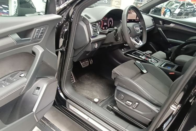 Used Audi Q5L Sportback 2024 40 TFSI Luxury Edition Driver Seat