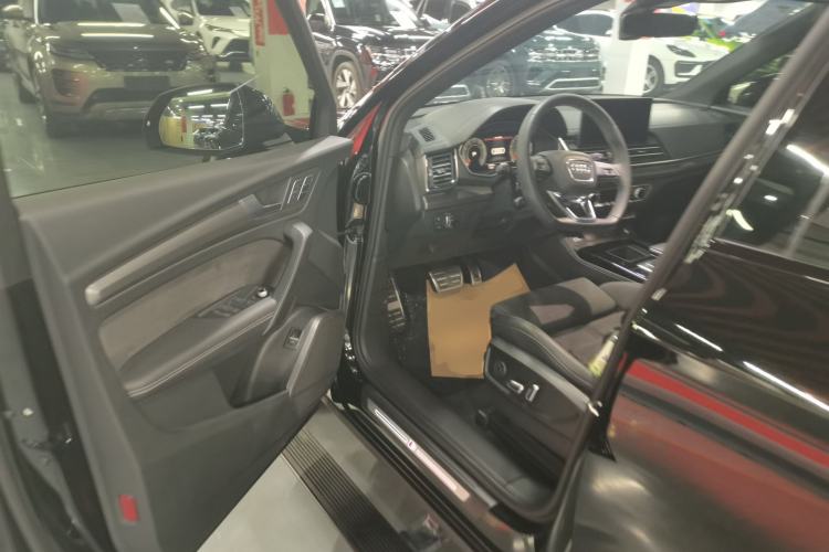 Used Audi Q5L Sportback 2024 40 TFSI Luxury Edition Driver Seat