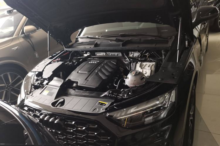 Used Audi Q5L Sportback 2024 45 TFSI Luxury Edition Engine Bay