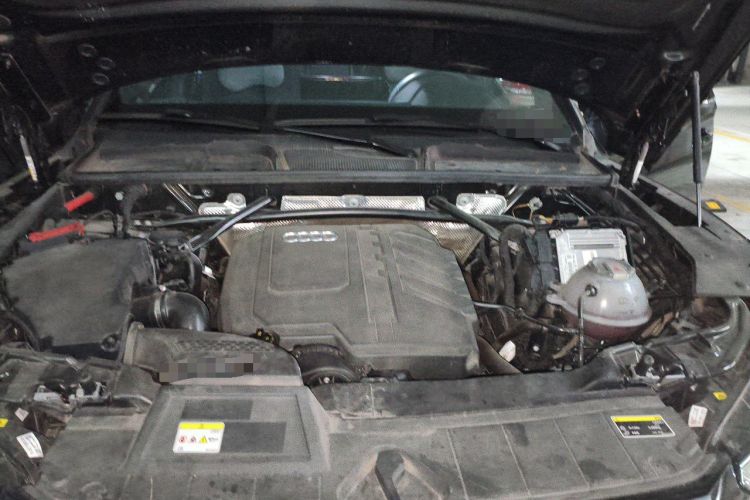 Used Audi Q5L Sportback 2024 40 TFSI Luxury Edition Engine Bay Left