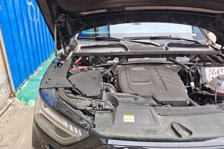 Used Audi Q5L Sportback 2024 45 TFSI Luxury Edition Engine Bay Right