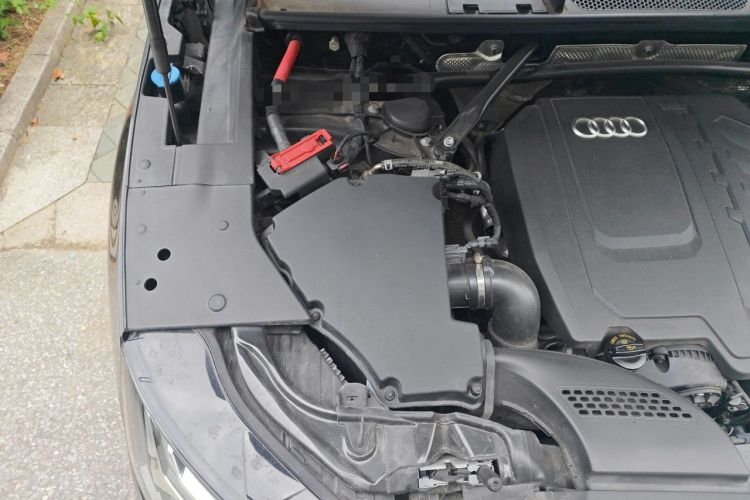 Used Audi Q5L Sportback 2024 40 TFSI Fashion Version Engine Bay Right