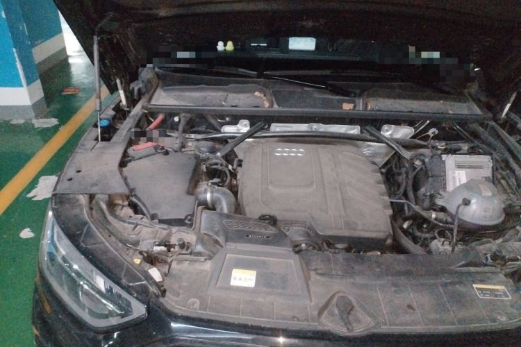Used Audi Q5L Sportback 2024 40 TFSI Fashion Version Engine Bay Right