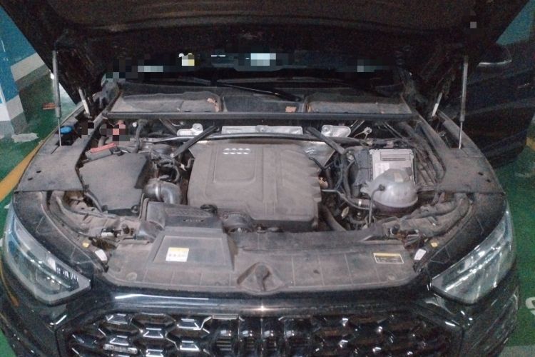 Used Audi Q5L Sportback 2024 40 TFSI Fashion Version Engine Bay