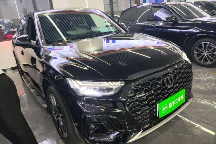 Used Audi Q5L Sportback 2024 45 TFSI Luxury Edition Front Right 45 Deg