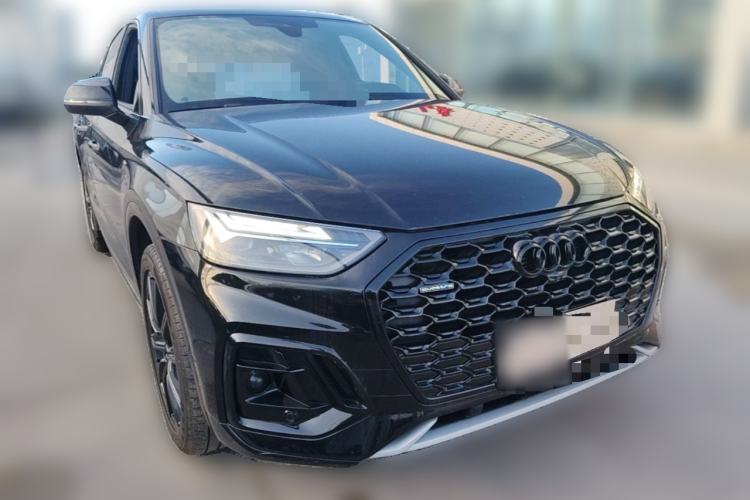 Used Audi Q5L Sportback 2024 40 TFSI Luxury Edition Front Right 45 Deg