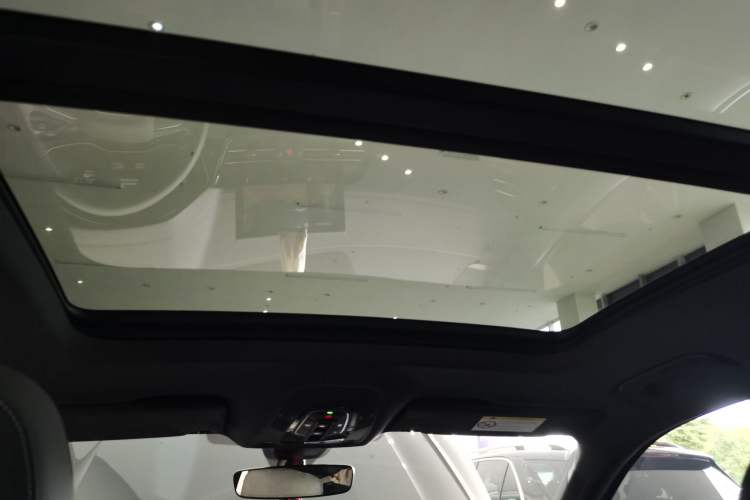 Used Audi Q5L Sportback 2024 45 TFSI Luxury Edition Headliner