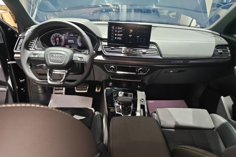 Used Audi Q5L Sportback 2024 40 TFSI Luxury Edition Interior 2