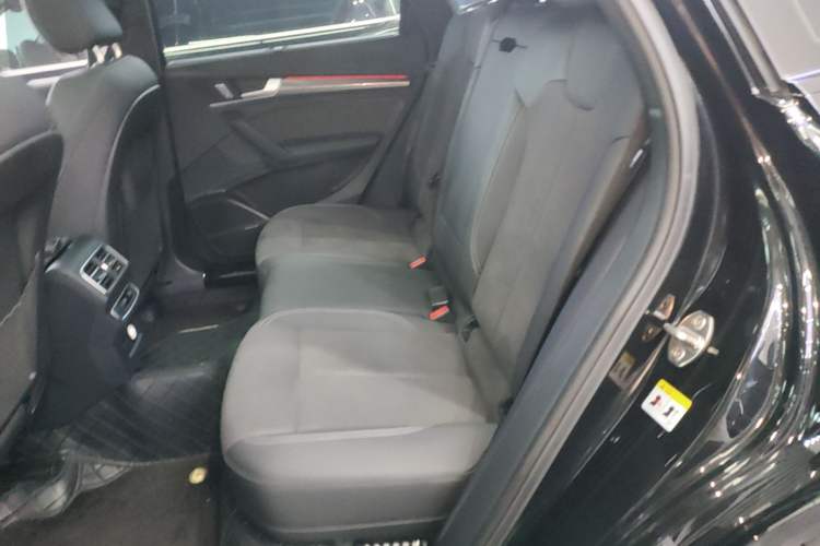 Used Audi Q5L Sportback 2024 45 TFSI Luxury Edition Left Rear Seat