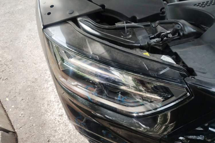 Used Audi Q5L Sportback 2024 40 TFSI Luxury Edition Right Front Headlight