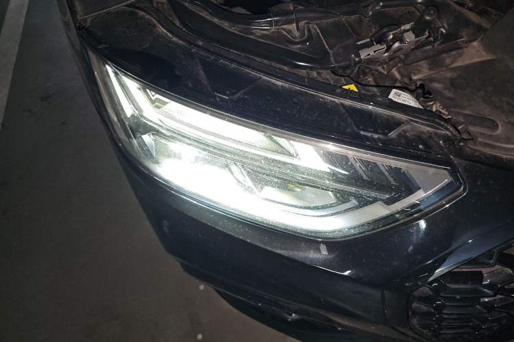 Used Audi Q5L Sportback 2024 40 TFSI Luxury Edition Right Front Headlight