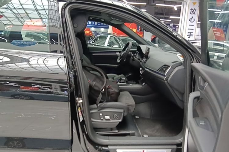 Used Audi Q5L Sportback 2024 40 TFSI Luxury Edition Right Front Seat