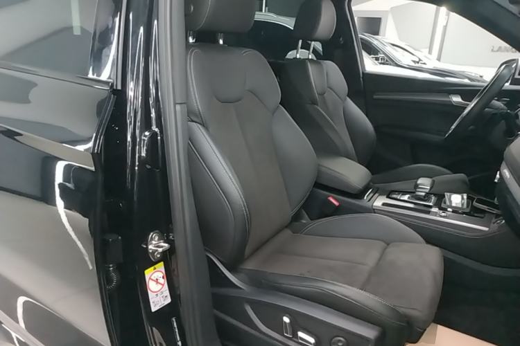 Used Audi Q5L Sportback 2024 45 TFSI Luxury Edition Right Front Seat