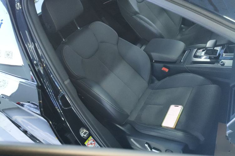 Used Audi Q5L Sportback 2024 40 TFSI Luxury Edition Right Front Seat