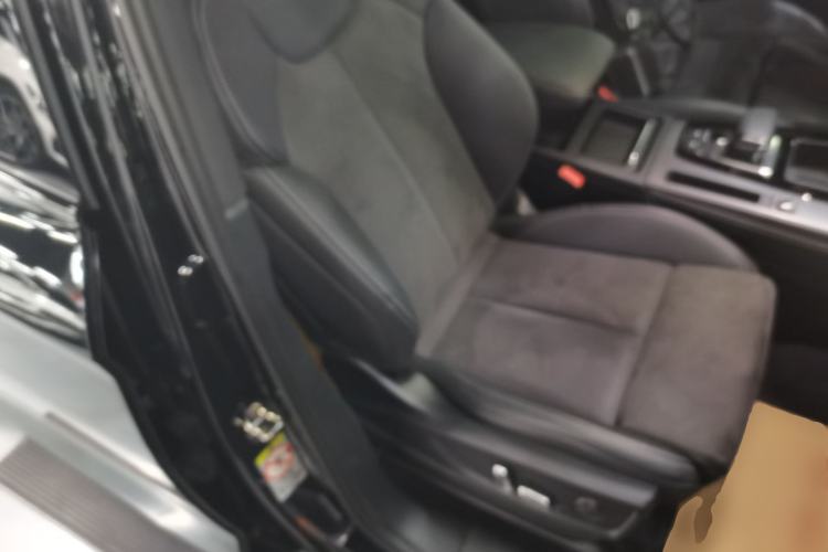 Used Audi Q5L Sportback 2024 40 TFSI Luxury Edition Right Front Seat