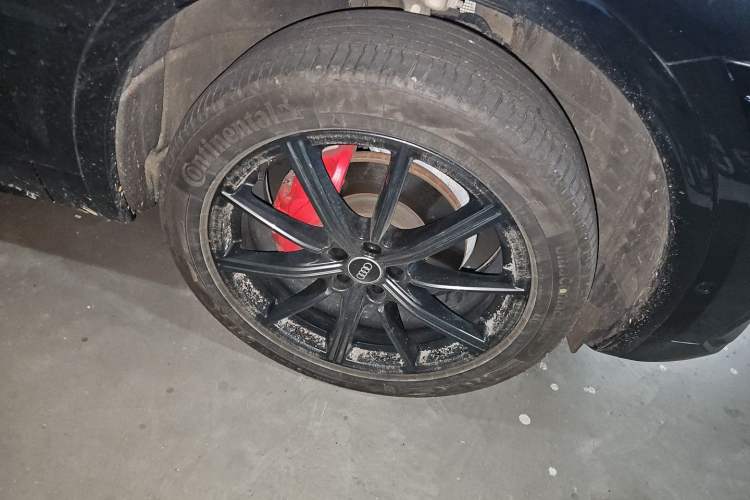 Used Audi Q5L Sportback 2024 40 TFSI Luxury Edition Right Front Wheel Hub