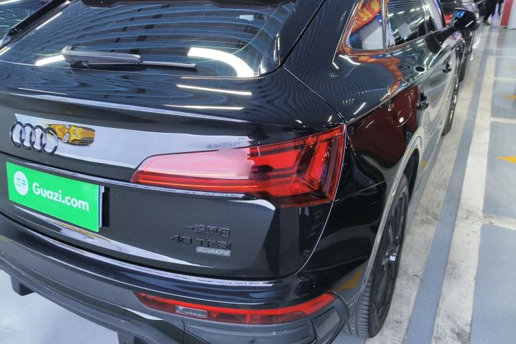 Used Audi Q5L Sportback 2024 40 TFSI Luxury Edition Right Rear Taillight