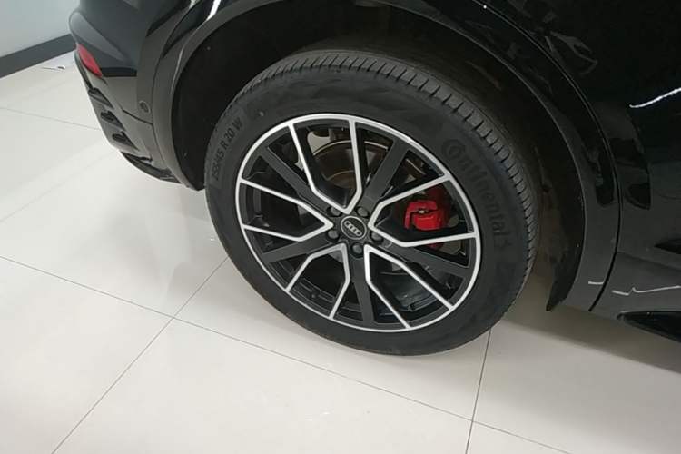 Used Audi Q5L Sportback 2024 45 TFSI Luxury Edition Right Rear Wheel Hub