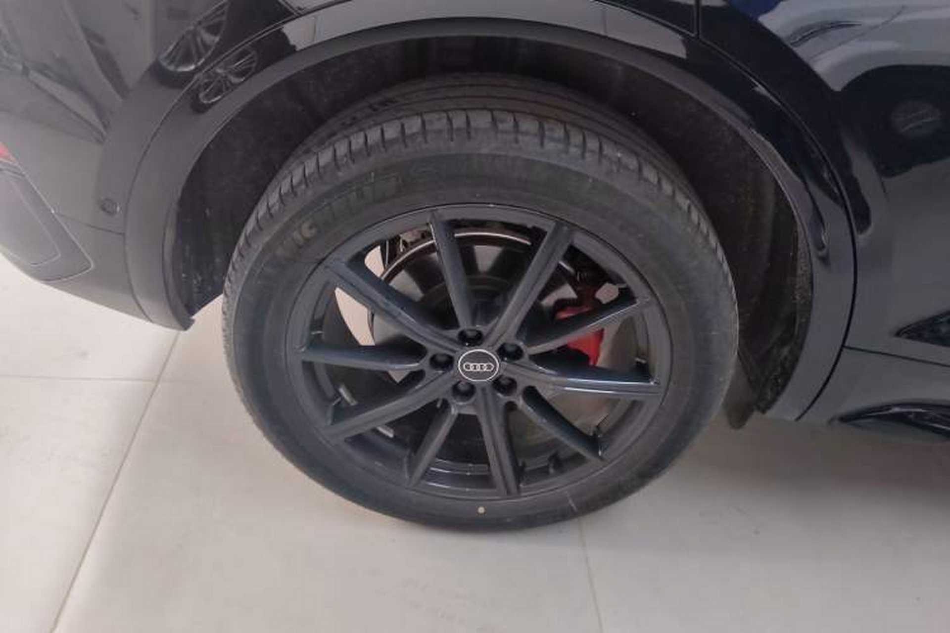 Used Audi Q5L Sportback 2024 40 TFSI Luxury Edition Right Rear Wheel Hub