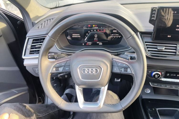 Used Audi Q5L Sportback 2024 40 TFSI Luxury Edition Steering Wheel