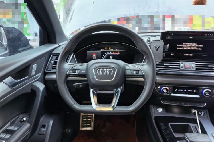 Used Audi Q5L Sportback 2024 40 TFSI Fashion Version Steering Wheel