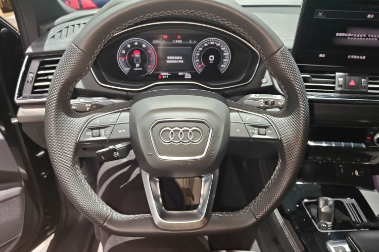 Used Audi Q5L Sportback 2024 40 TFSI Luxury Edition Steering Wheel