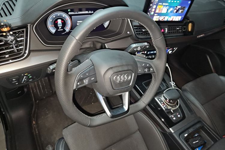 Used Audi Q5L Sportback 2024 40 TFSI Luxury Edition Steering Wheel