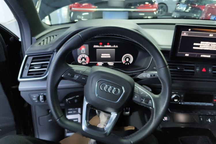 Used Audi Q5L Sportback 2024 40 TFSI Luxury Edition Steering Wheel