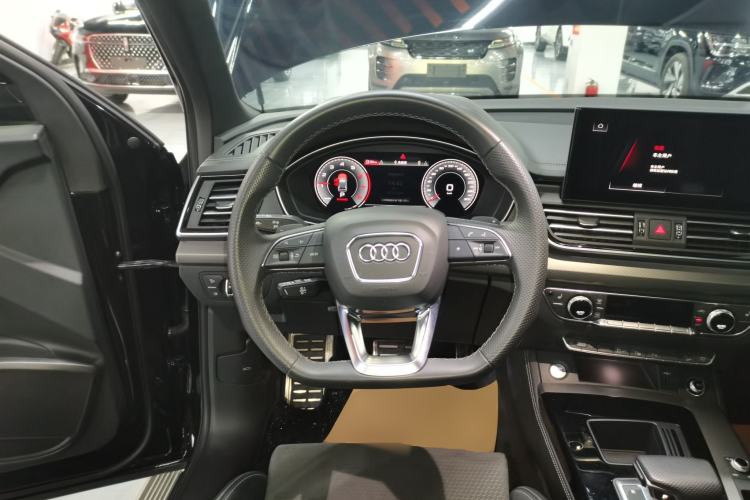 Used Audi Q5L Sportback 2024 40 TFSI Luxury Edition Steering Wheel