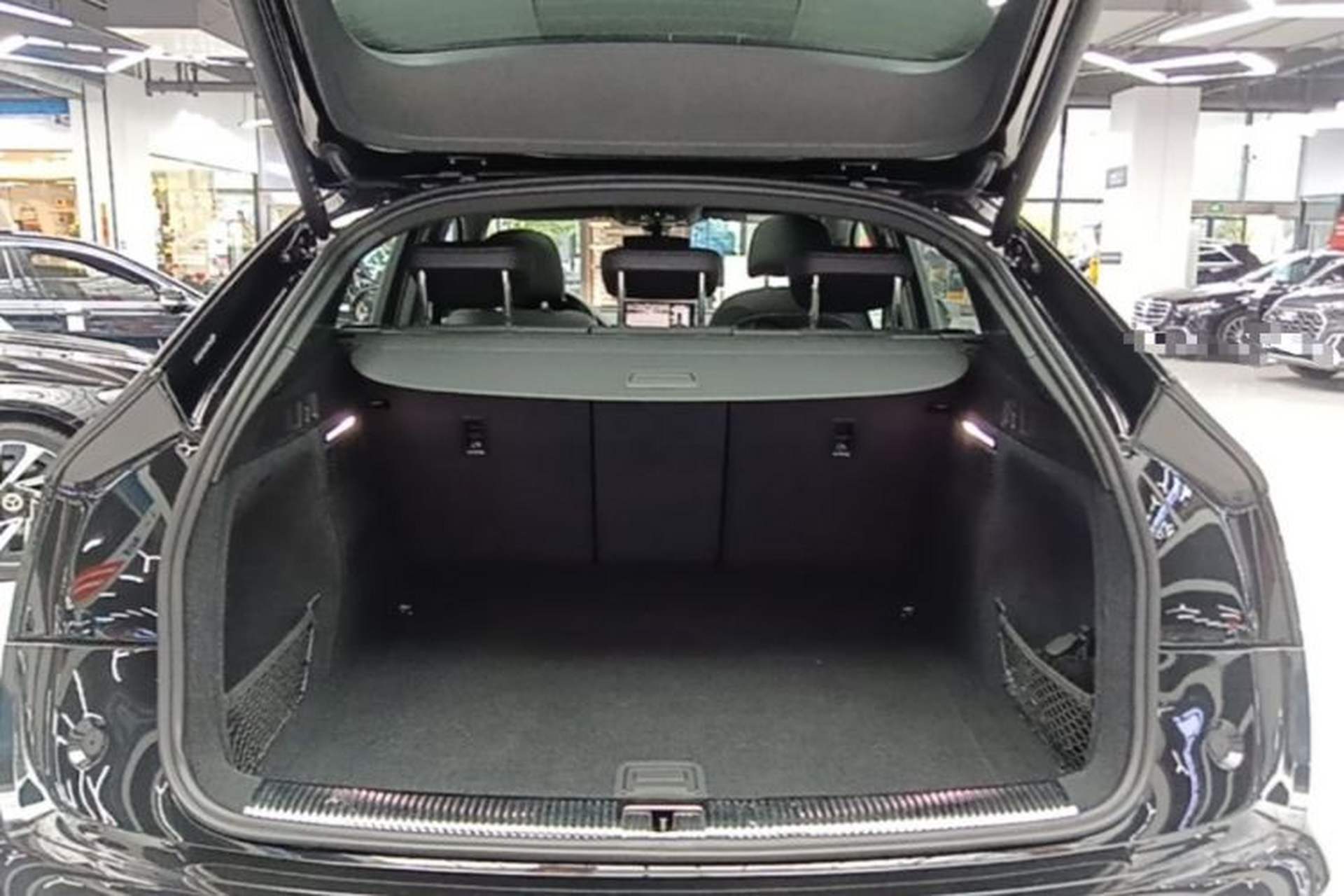 Used Audi Q5L Sportback 2024 40 TFSI Luxury Edition Trunk