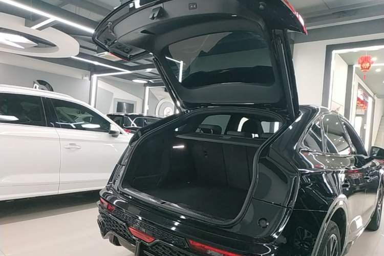 Used Audi Q5L Sportback 2024 45 TFSI Luxury Edition Trunk
