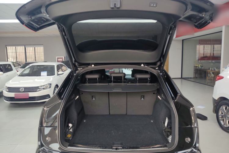 Used Audi Q5L Sportback 2024 40 TFSI Luxury Edition Trunk