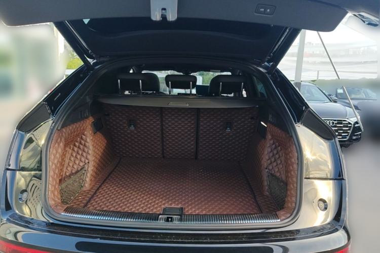 Used Audi Q5L Sportback 2024 40 TFSI Luxury Edition Trunk