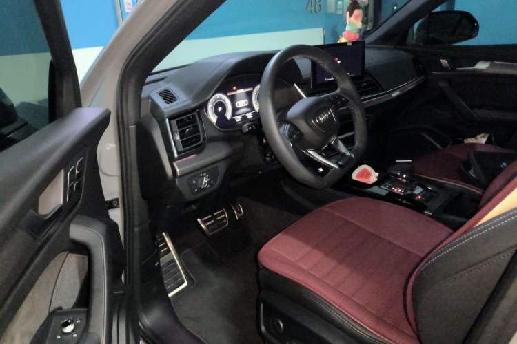Used Audi Q5L Sportback 2024 45 TFSI Luxury Edition Driver Seat