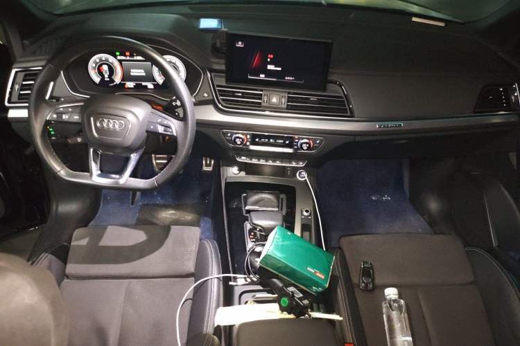 Used Audi Q5L Sportback 2024 40 TFSI Luxury Edition Center Console