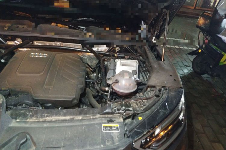 Used Audi Q5L Sportback 2024 40 TFSI Fashion Version Engine Bay Left