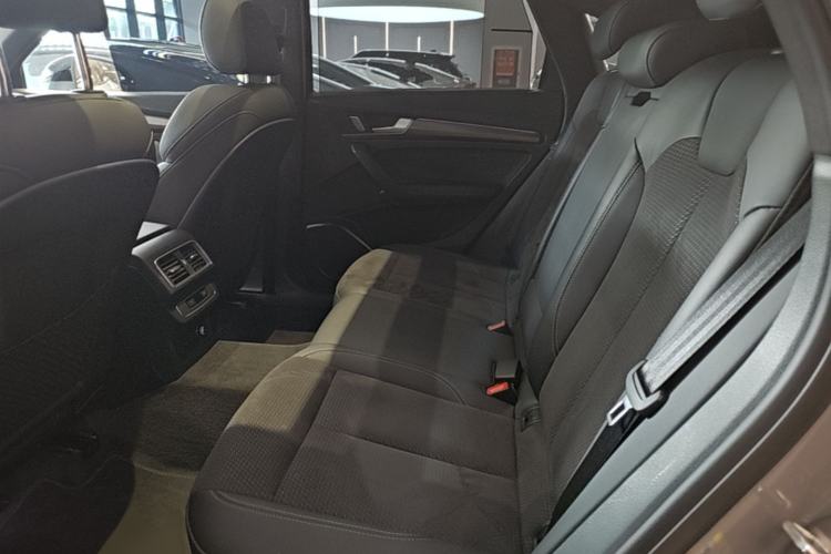 Used Audi Q5L Sportback 2024 40 TFSI Luxury Edition Left Rear Seat