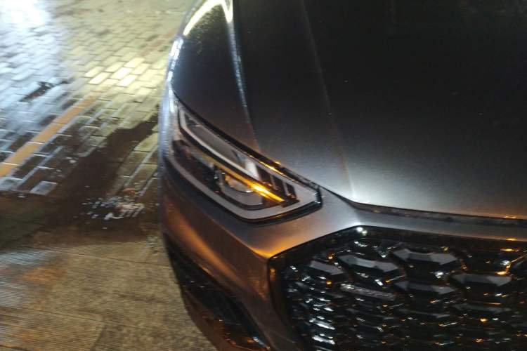 Used Audi Q5L Sportback 2024 40 TFSI Fashion Version Right Front Headlight