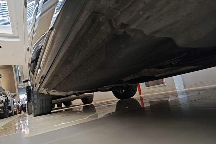 Used Audi Q5L Sportback 2024 40 TFSI Luxury Edition Right Side Sill