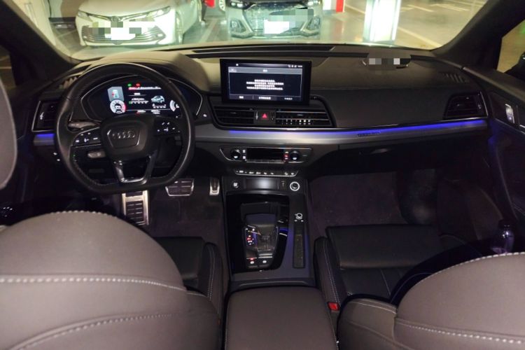 Used Audi Q5L Sportback 2024 40 TFSI Fashion Version Center Console
