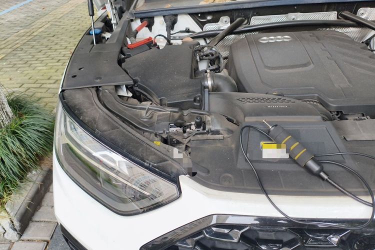 Used Audi Q5L Sportback 2024 40 TFSI Luxury Edition Engine Bay Right