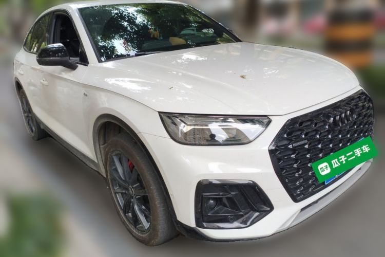 Used Audi Q5L Sportback 2024 40 TFSI Luxury Edition Front Right 45 Deg