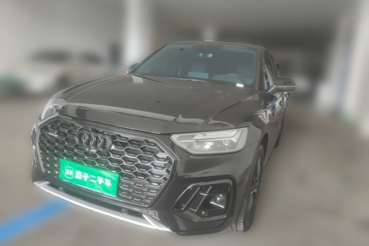 Used Audi Q5L Sportback 2025 quattro 45th Anniversary Edition 40 TFSI Luxury Model Guazi used car, China used car export, Used car for sale, Used  cars, Cheapest cars for sale