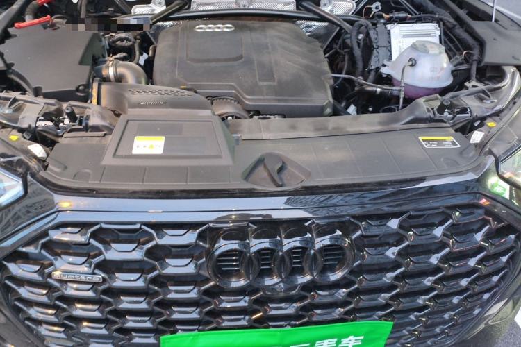 Used Audi Q5L Sportback 2025 quattro 45th Anniversary Edition 40 TFSI Luxury Model Engine Bay