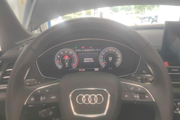 Used Audi Q5L Sportback 2025 quattro 45th Anniversary Edition 40 TFSI Luxury Model Instrument Cluster