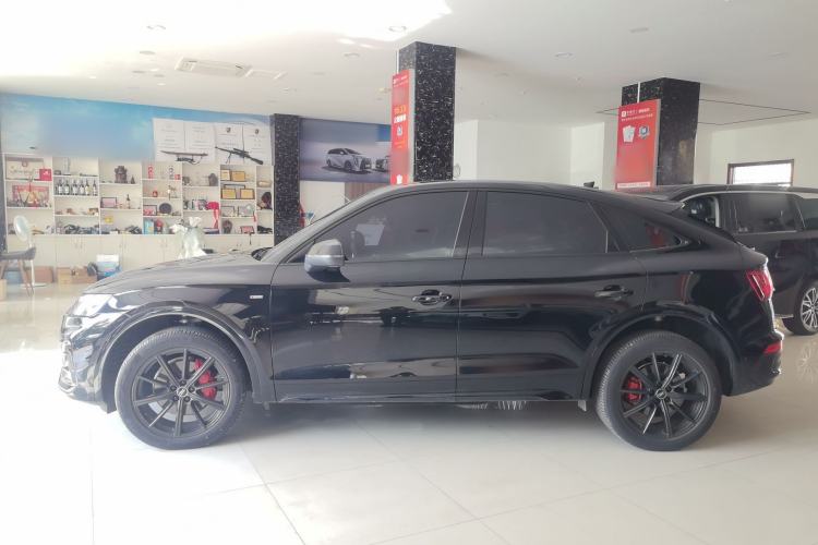Used Audi Q5L Sportback 2025 quattro 45th Anniversary Edition 40 TFSI Luxury Model Left Side