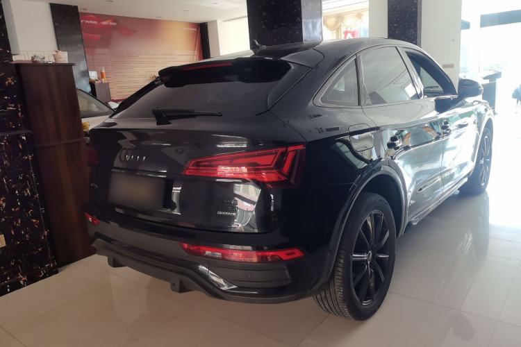 Used Audi Q5L Sportback 2025 quattro 45th Anniversary Edition 40 TFSI Luxury Model Rear Right 45 Deg