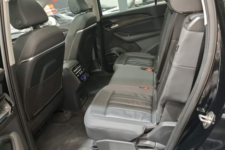 Used Audi Q6 2023 40 TFSI quattro Guanyun Edition Light Yulin Package Left Rear Seat