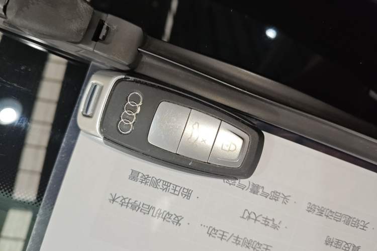 Used Audi Q6 2023 40 TFSI quattro Guanyun Edition Light Yulin Package Vehicle Key