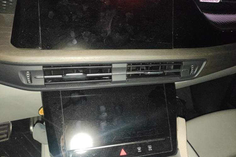 Used Audi Q6 2023 45 TFSI quattro Qiyun Edition Yulin Package Audio And AC Panel